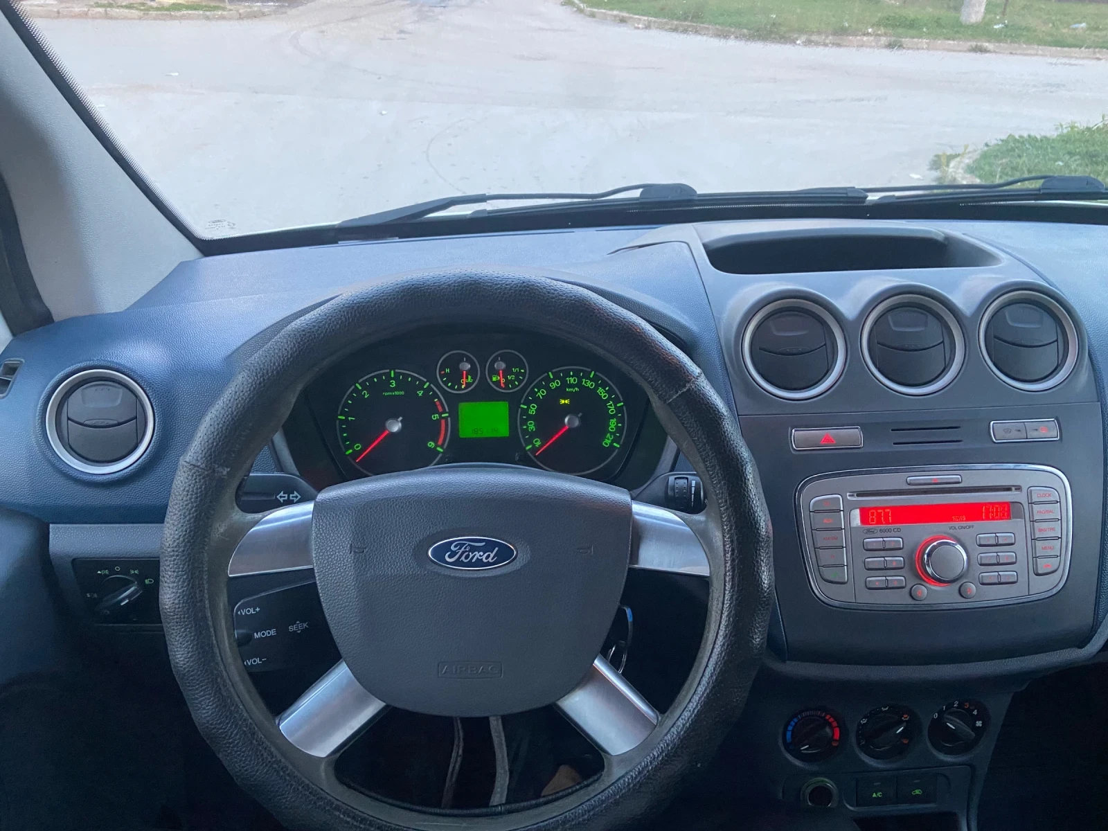 Ford Connect 1.8 TDCi 90 кс, снимка 14 - Автомобили и джипове - 56647794