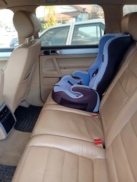 VW Touareg 2.5 - 2000 € / 3911.66 лв. - 17351693 5