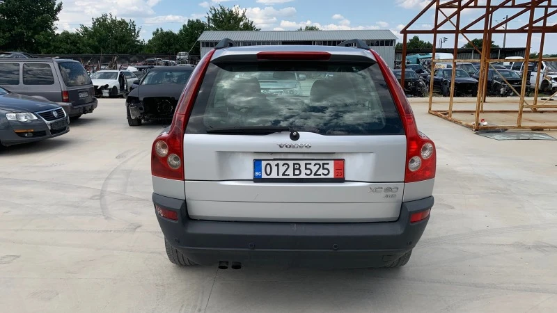 Volvo Xc90 Volvo Xc90 2.4 D5 163kc.AWD NAVI FULL, снимка 4 - Автомобили и джипове - 41792132