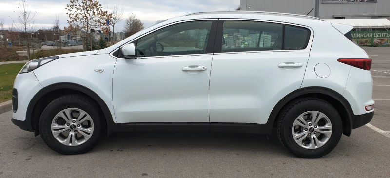 Kia Sportage 1.6 GDI, снимка 10 - Автомобили и джипове - 48087800