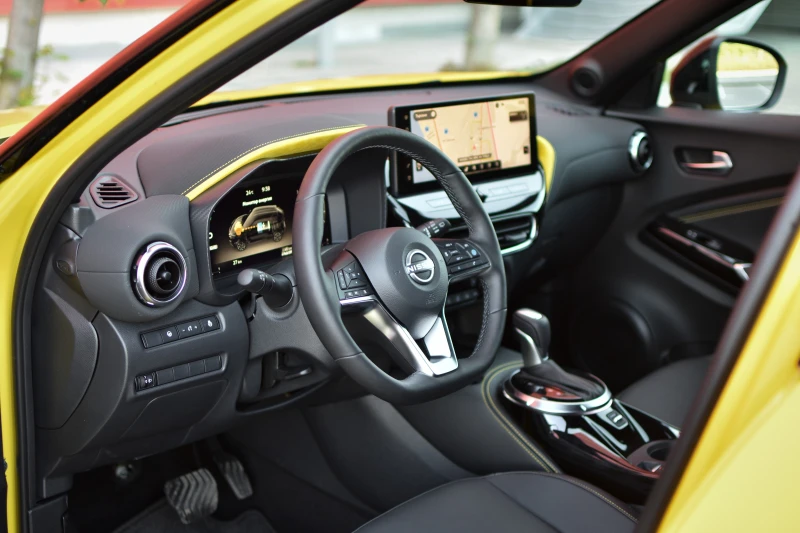 Nissan Juke N-Sport 1.6 HEV, снимка 10 - Автомобили и джипове - 51179201