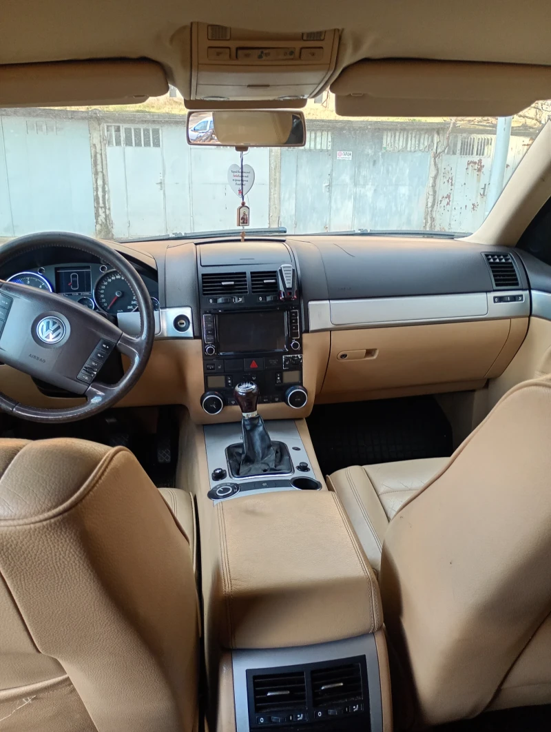 VW Touareg 2.5, снимка 3 - Автомобили и джипове - 53511524