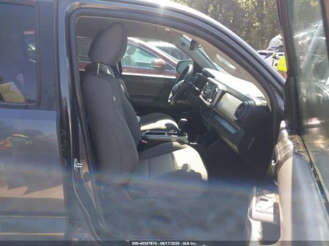 Toyota Tacoma SR5* V6* 22700KM* , снимка 5 - Автомобили и джипове - 55501387