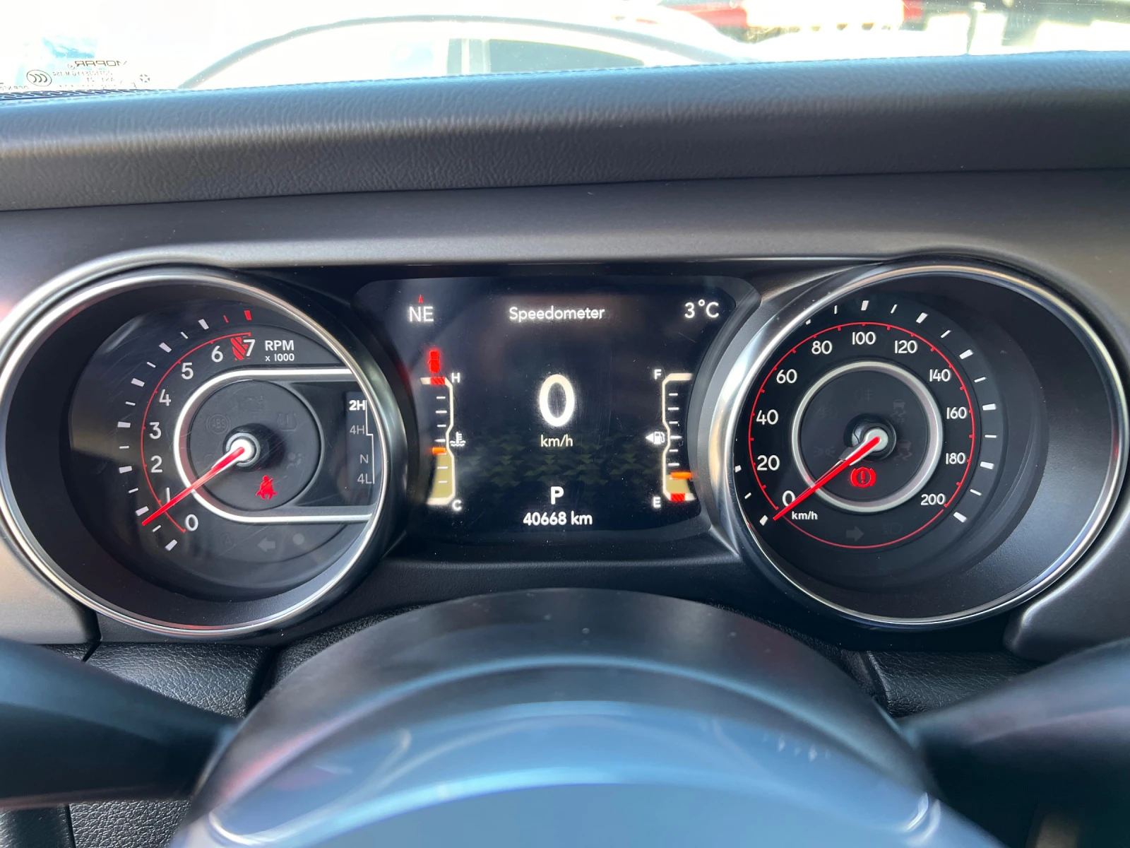 Jeep Wrangler 3.6 V6*RUBICON*CAMERA*KEYLESS*DISTRONIC*CARPLAY - изображение 8