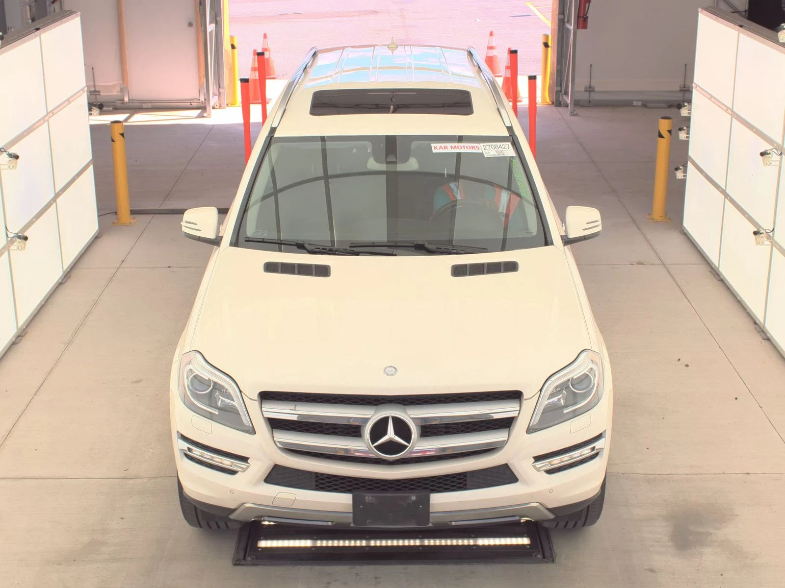 Mercedes-Benz GL 350 BlueTEC 4MATIC* Fully loaded* LANE TRACKING* PREMI - изображение 2
