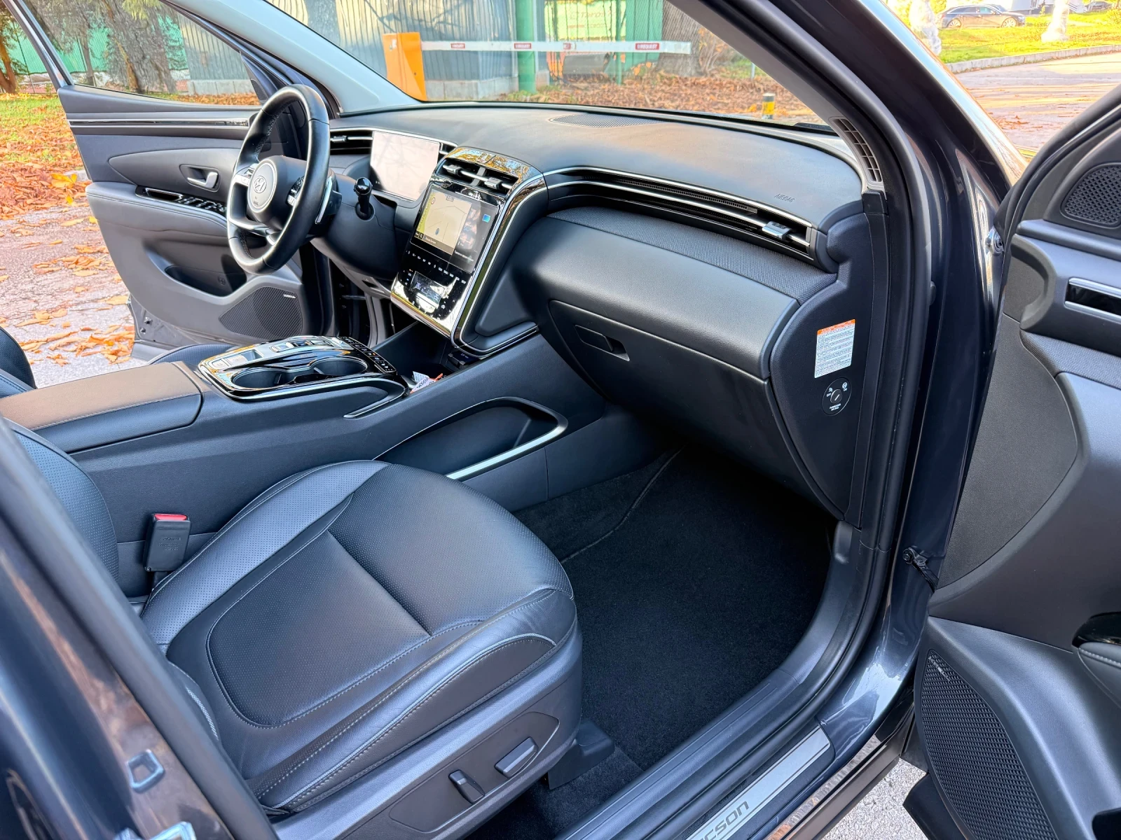 Hyundai Tucson 1.6 T-GDI* Plug-in Hybrid* 4x4 - изображение 9