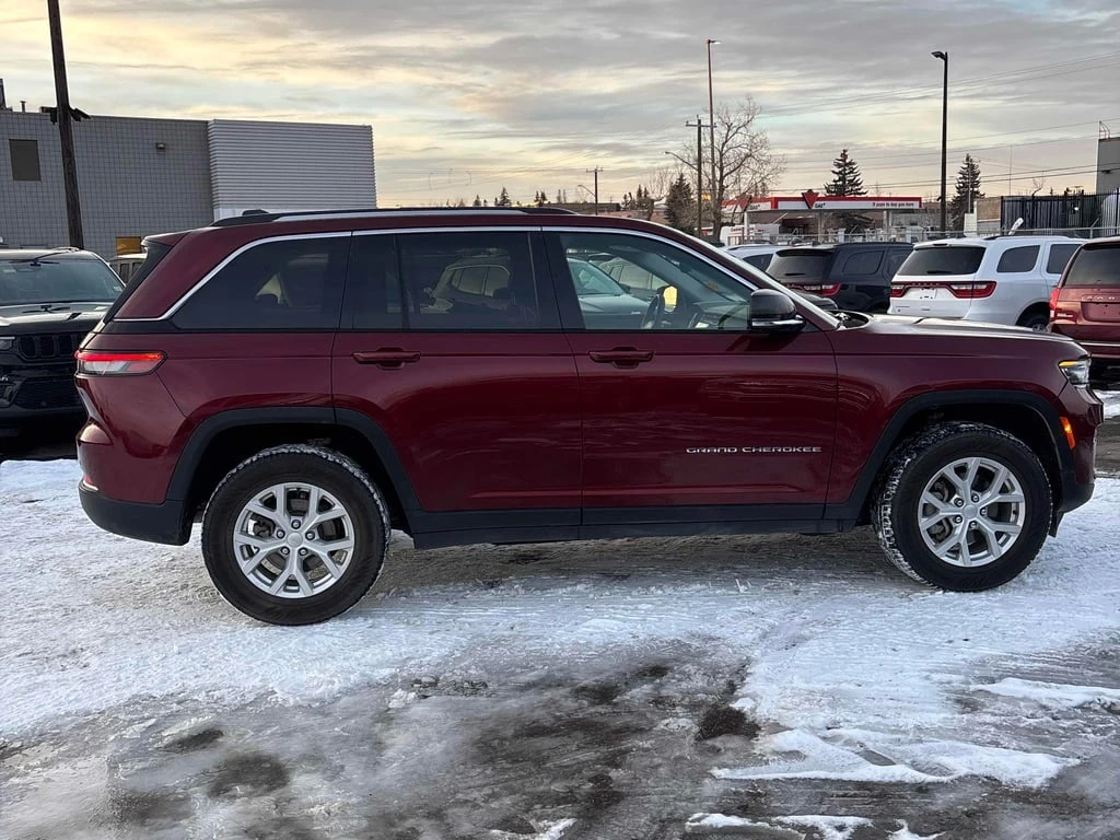 Jeep Grand cherokee / Limited / DISTRONIC / PANO / CARFAX - изображение 3