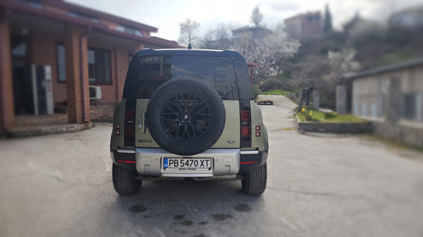 Land Rover Defender 110 FIRST EDITION, снимка 4 - Автомобили и джипове - 53982695