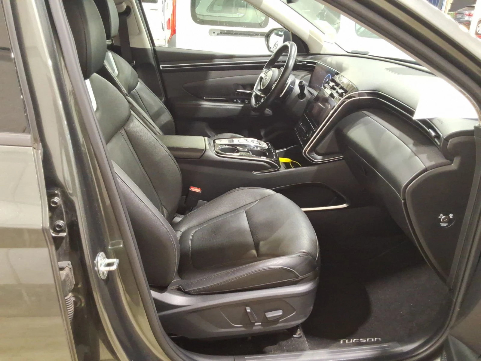 Hyundai Tucson 1.6 T-GDI Shine, снимка 7 - Автомобили и джипове - 54136960