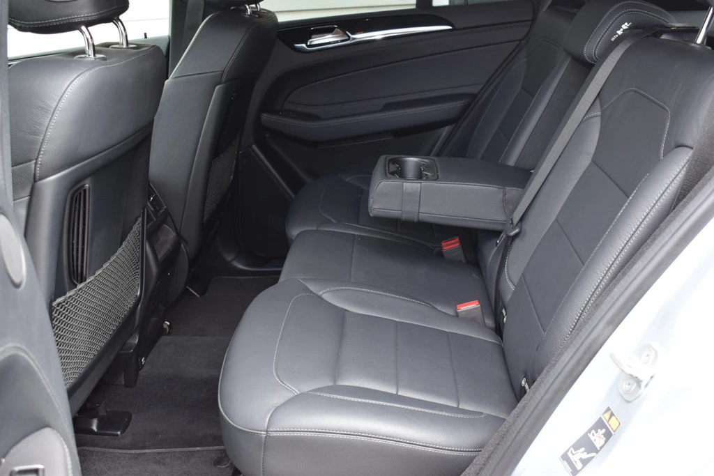 Mercedes-Benz GLE 350, снимка 8 - Автомобили и джипове - 54171540