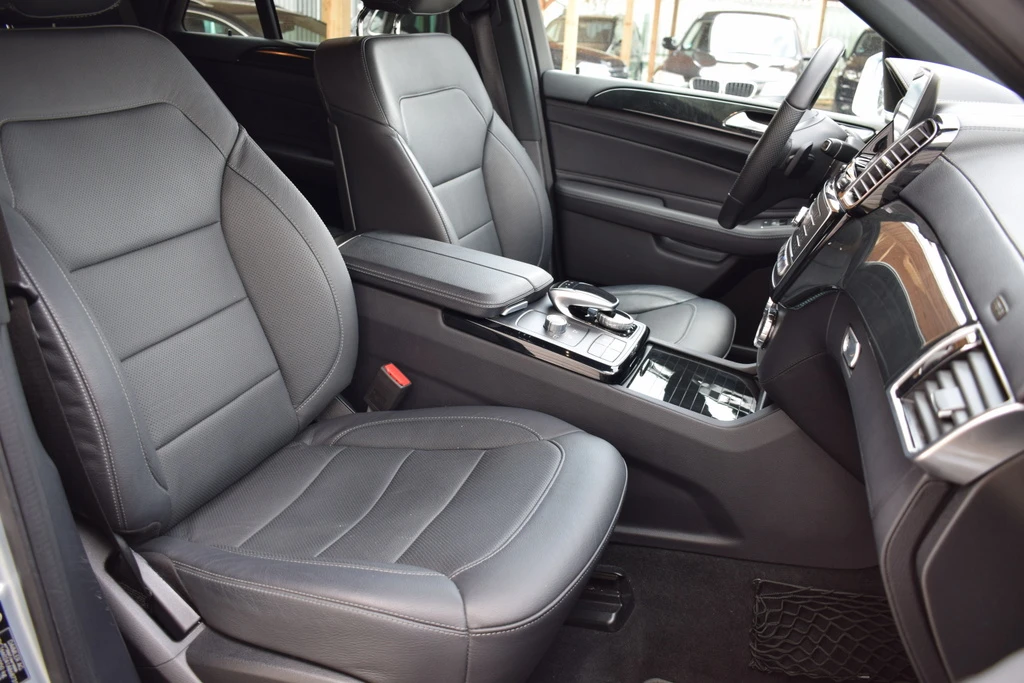 Mercedes-Benz GLE 350, снимка 12 - Автомобили и джипове - 54171540