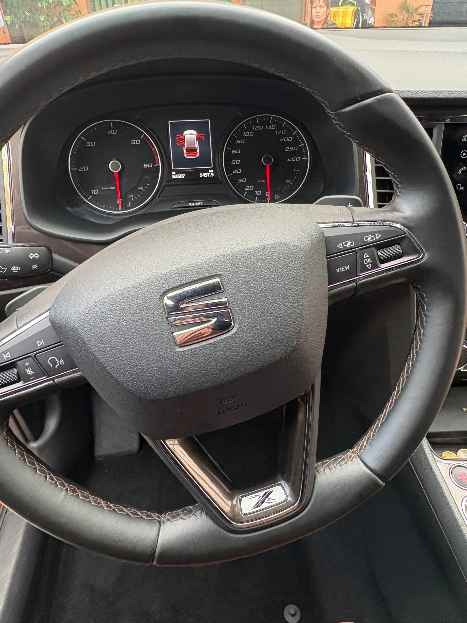 Seat Ateca XCELLENCE 4X4 автоматик 2.0 150кс. , снимка 12 - Автомобили и джипове - 54317644