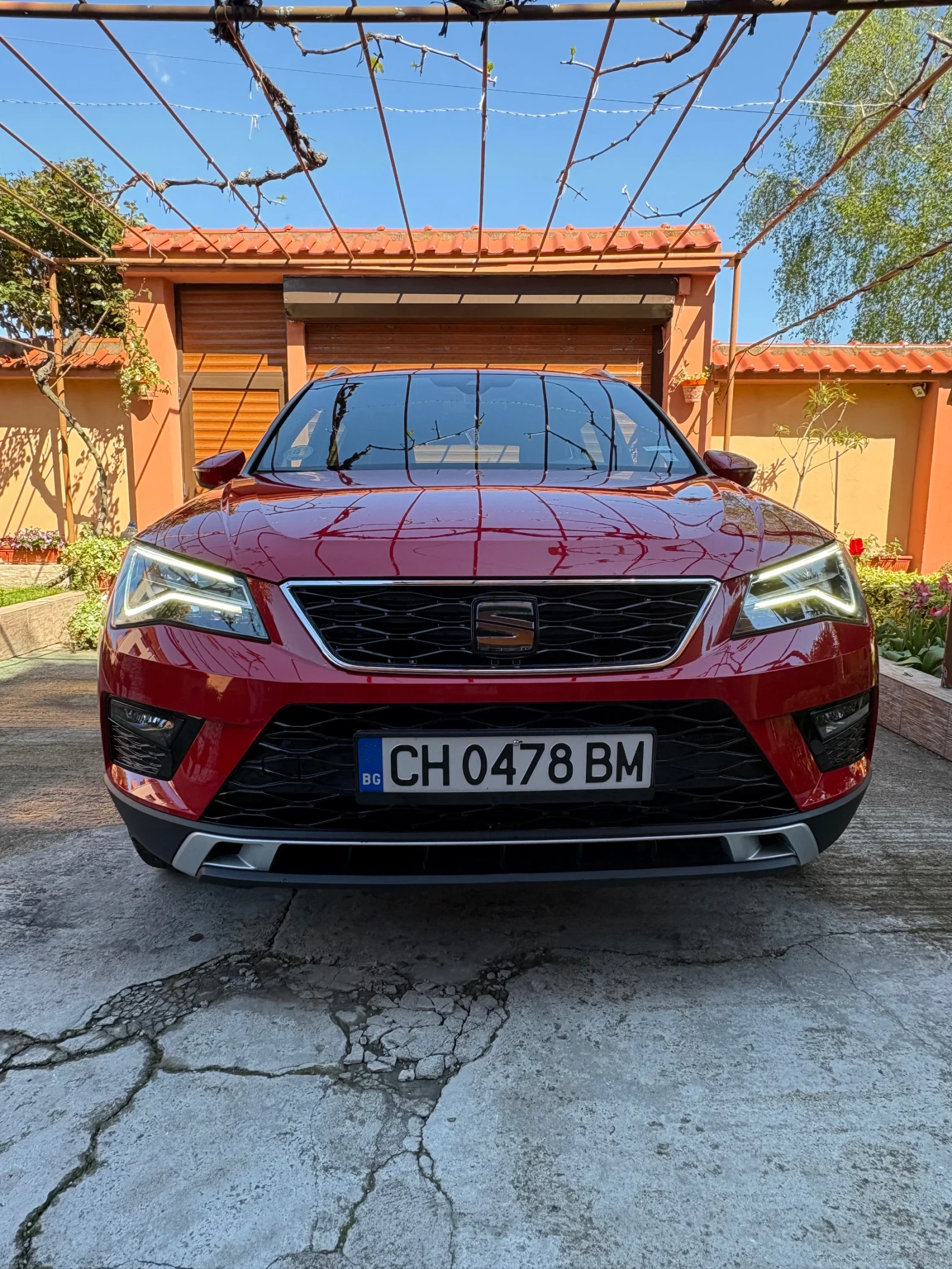 Seat Ateca XCELLENCE 4X4 автоматик 2.0 150кс. , снимка 2 - Автомобили и джипове - 54317644