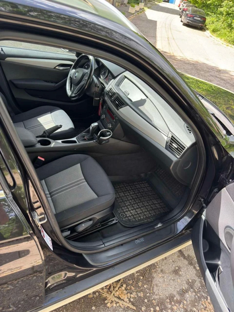 BMW X1 3.0 бензин xDrive, снимка 8 - Автомобили и джипове - 54515821
