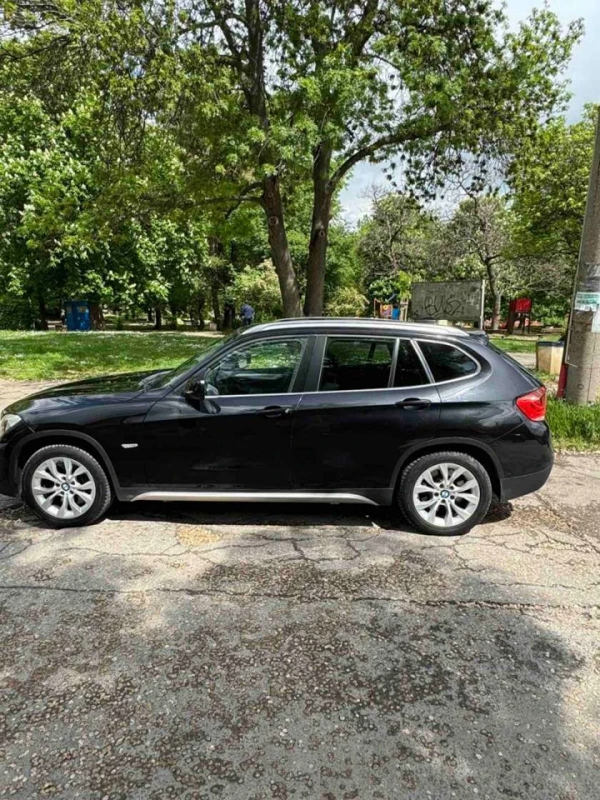BMW X1 3.0 бензин xDrive, снимка 13 - Автомобили и джипове - 54515821