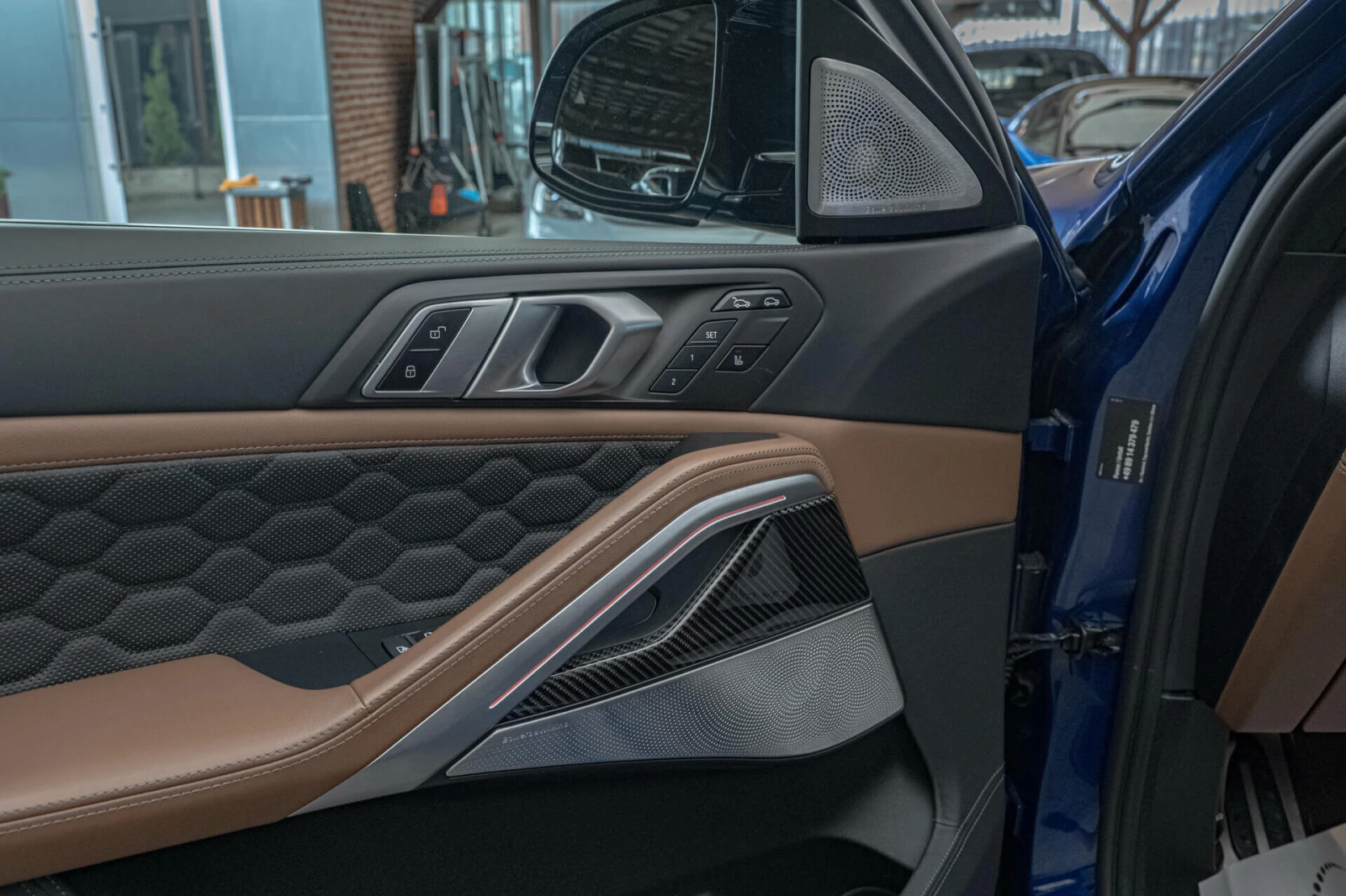 BMW X6 M Competition/Bowers & Wilkins/Carbon/Обдухване/Ка, снимка 8 - Автомобили и джипове - 54602583