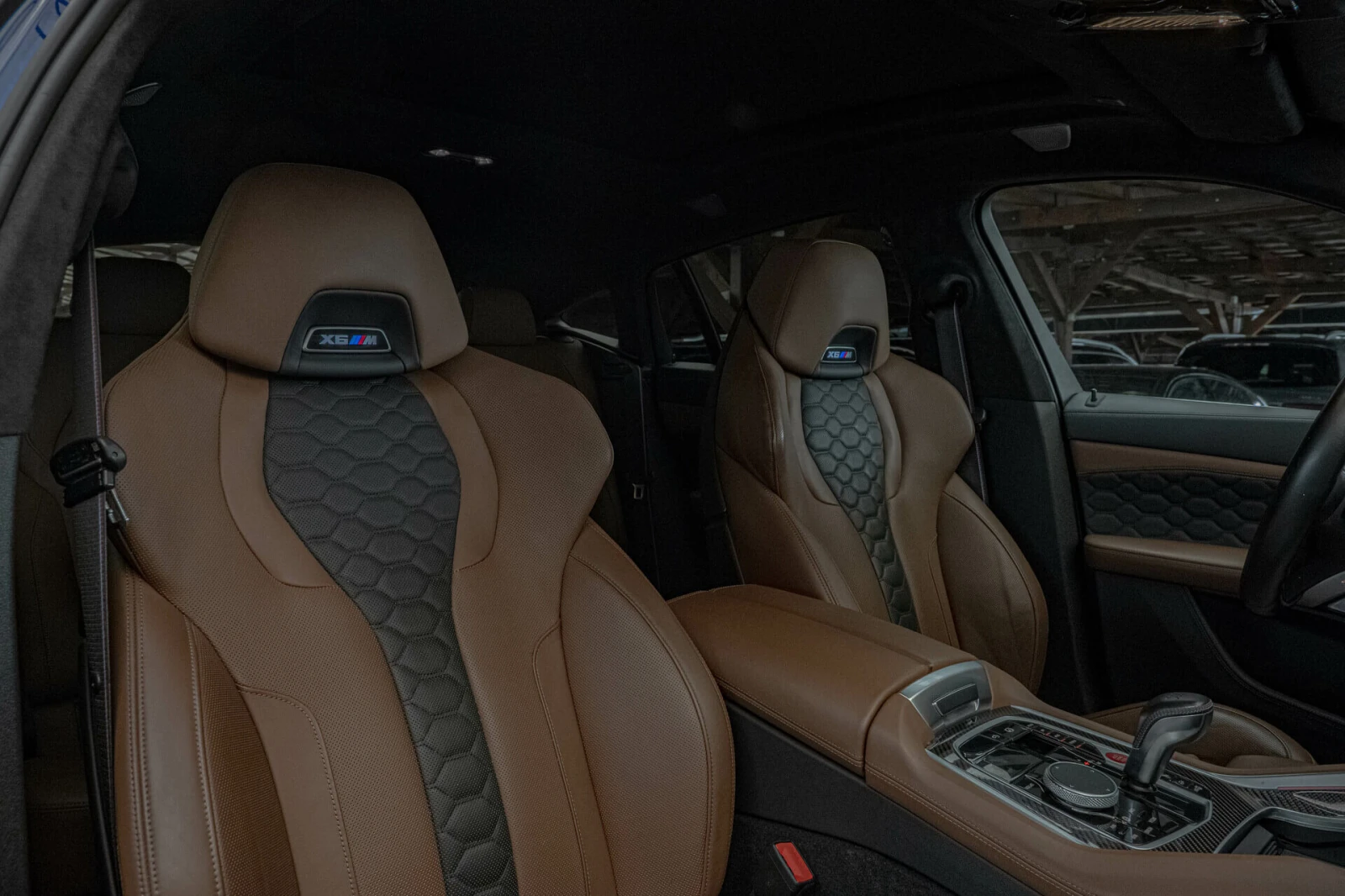 BMW X6 M Competition/Bowers & Wilkins/Carbon/Обдухване/Ка, снимка 9 - Автомобили и джипове - 54602583