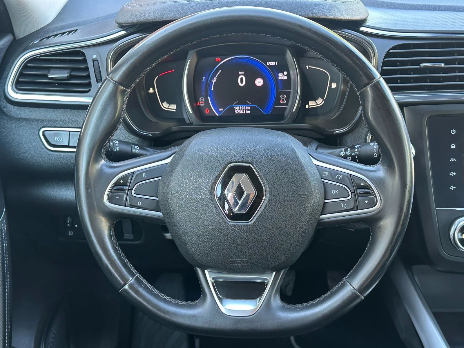 Renault Kadjar 1.5D-FULL LED-FACELIFT-NAVI-PDC-CAMERA-BOSE-EURO6D, снимка 10 - Автомобили и джипове - 55094491