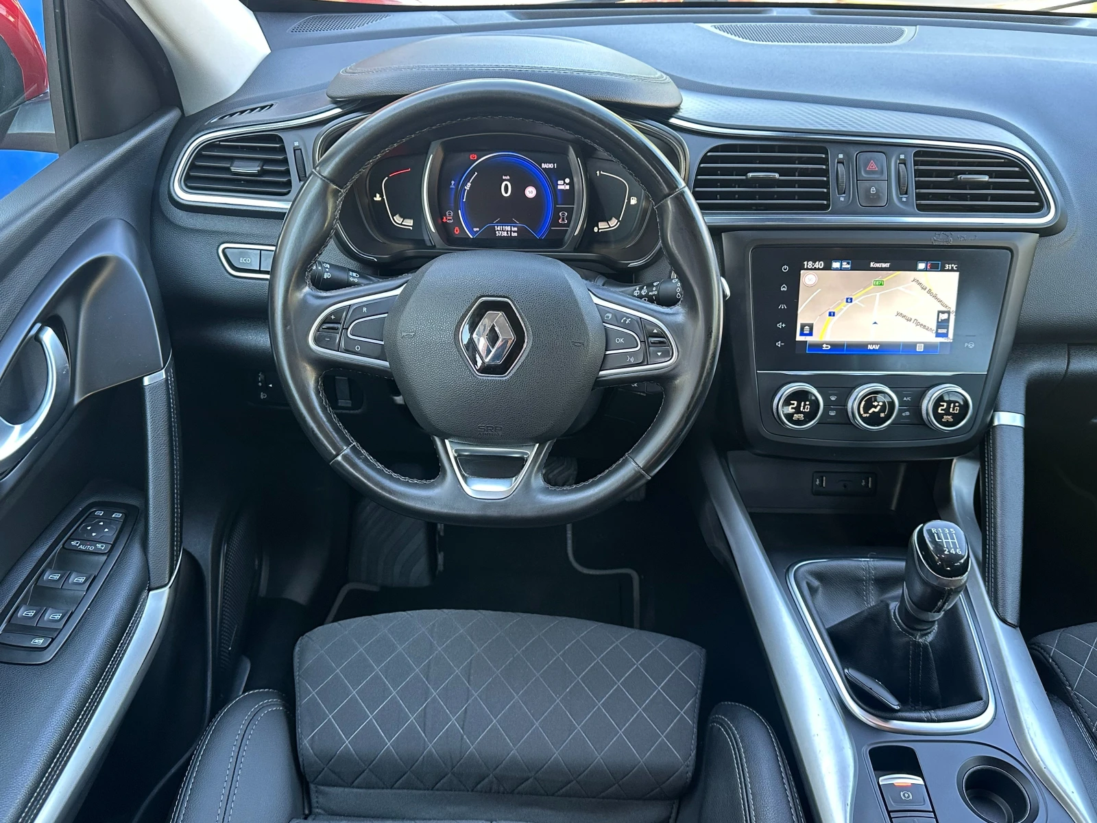 Renault Kadjar 1.5D-FULL LED-FACELIFT-NAVI-PDC-CAMERA-BOSE-EURO6D, снимка 7 - Автомобили и джипове - 55094491