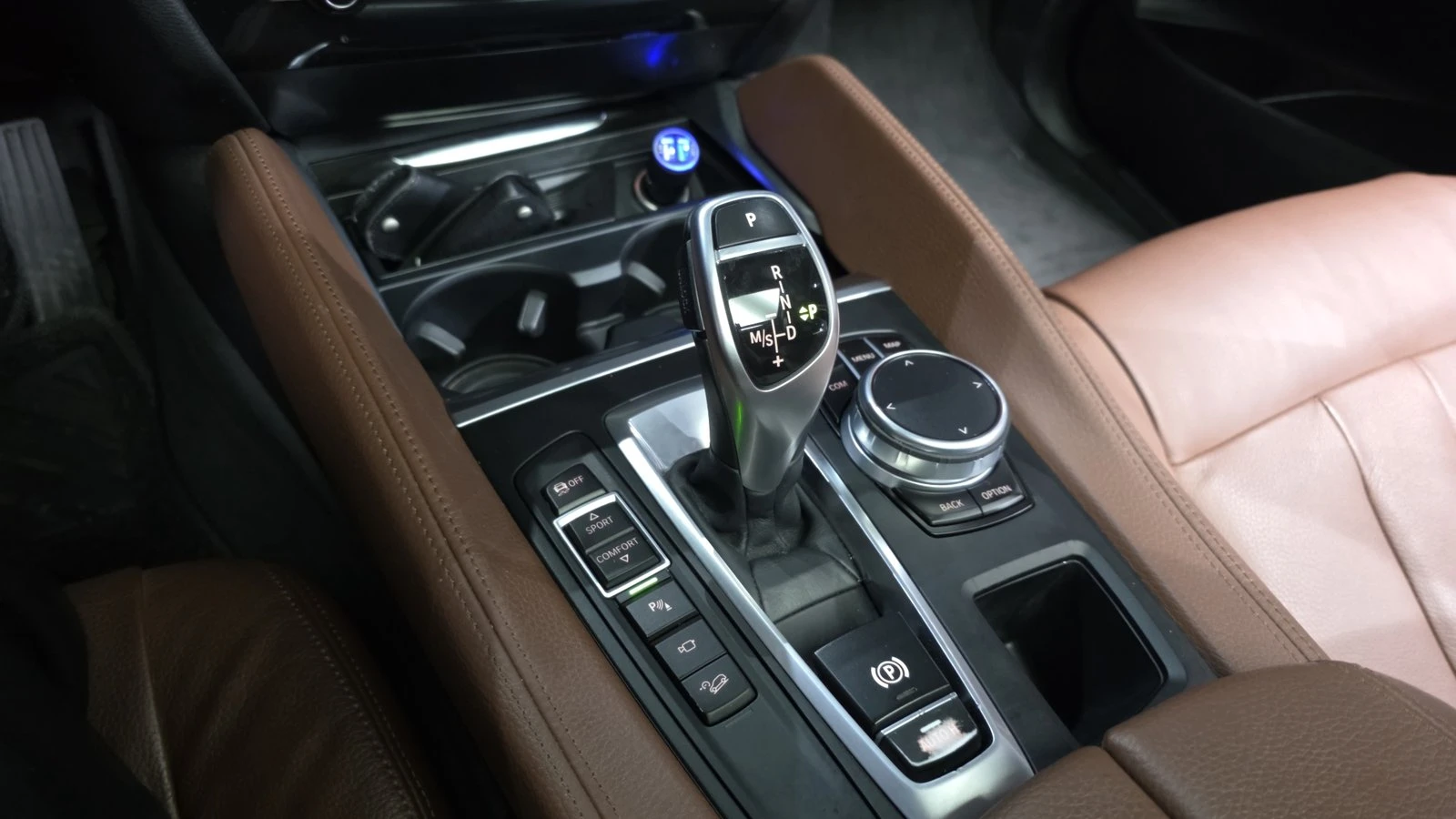 BMW X6 xDrive30d* ���* HUD* 360* ������ ���� | Mobile.bg � ����������� 9