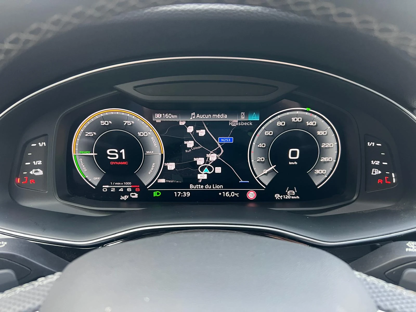 Audi Q7 55 TFSIe S Line Quattro Hybrid HeadUp Navi , снимка 9 - Автомобили и джипове - 56158750