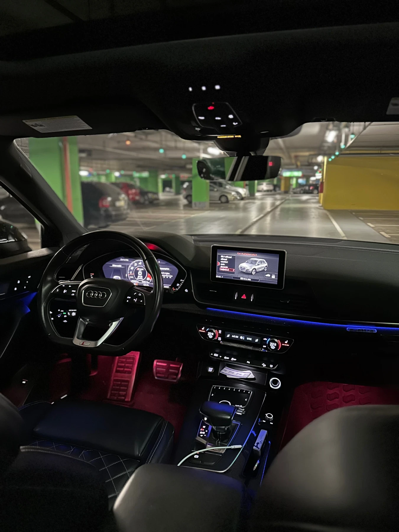 Audi SQ5 3.0TFSI* PANO* 360CAM* DIST* , снимка 10 - Автомобили и джипове - 56193659