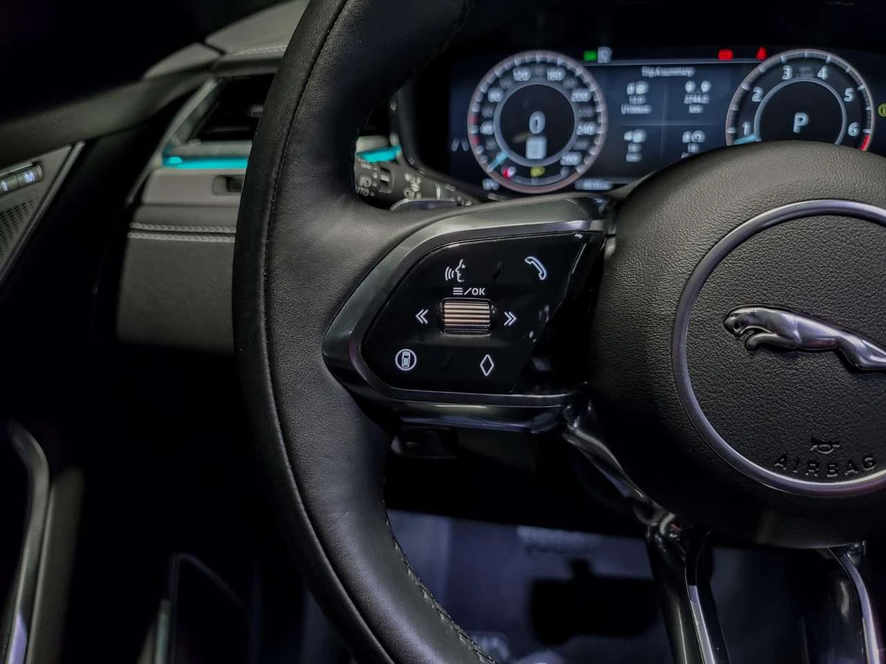 Jaguar F-PACE P250 R-Dynamic S | Sunroof | Navigation | Bluetoot | Mobile.bg � ����������� 15