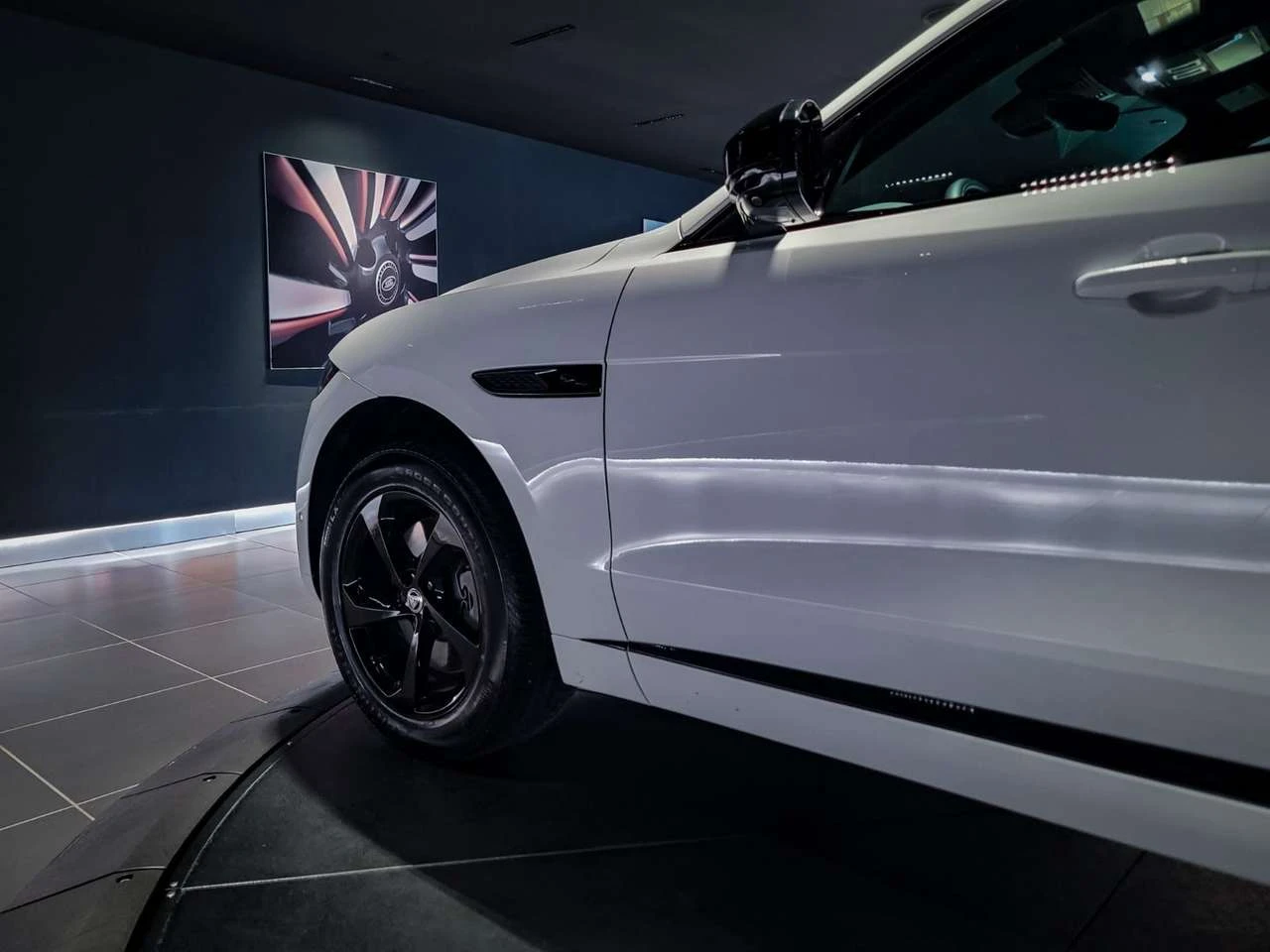 Jaguar F-PACE P250 R-Dynamic S | Sunroof | Navigation | Bluetoot | Mobile.bg � ����������� 9