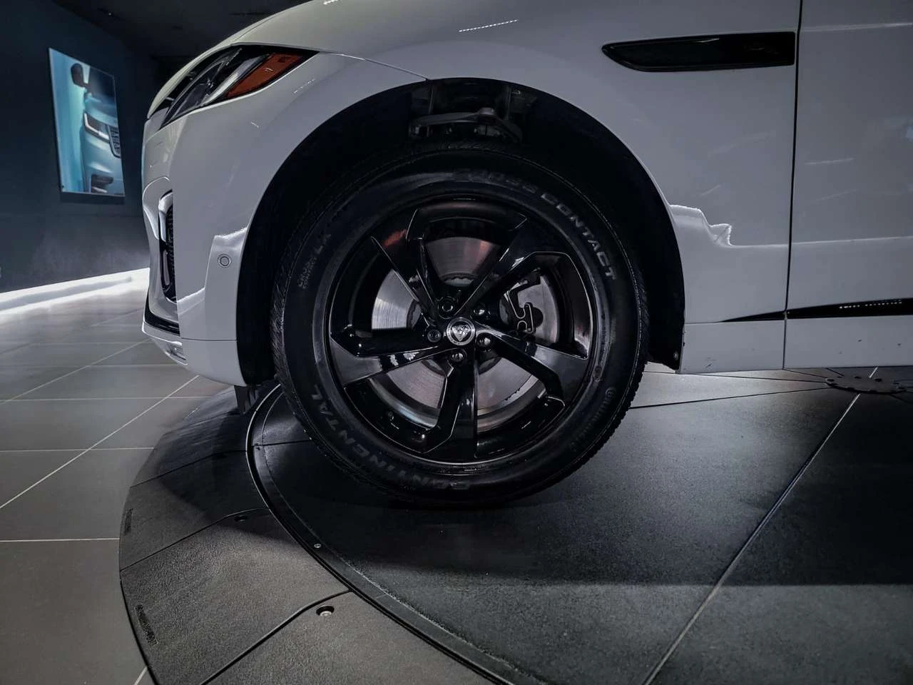 Jaguar F-PACE P250 R-Dynamic S | Sunroof | Navigation | Bluetoot | Mobile.bg � ����������� 10