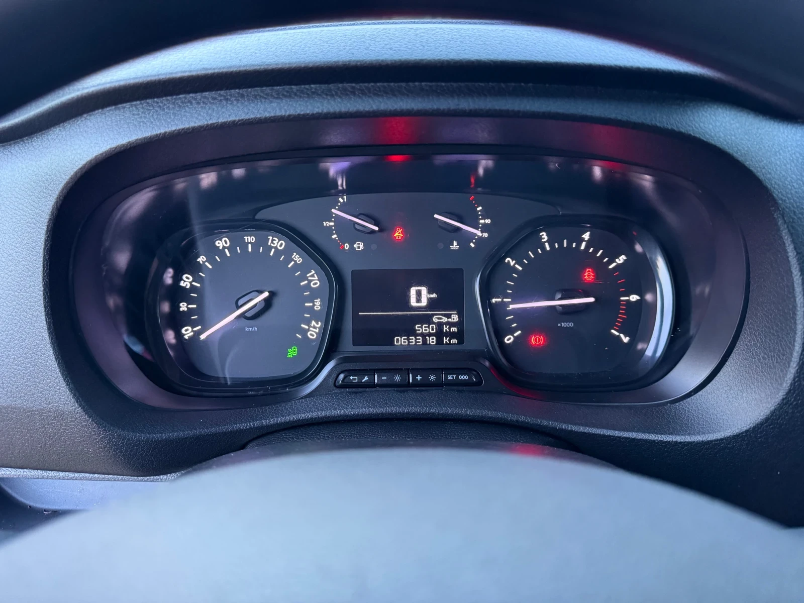 Opel Vivaro 2.0CDTI.Нов внос-Германия, Нови гуми, Топ състояни, снимка 10 - Бусове и автобуси - 55931261