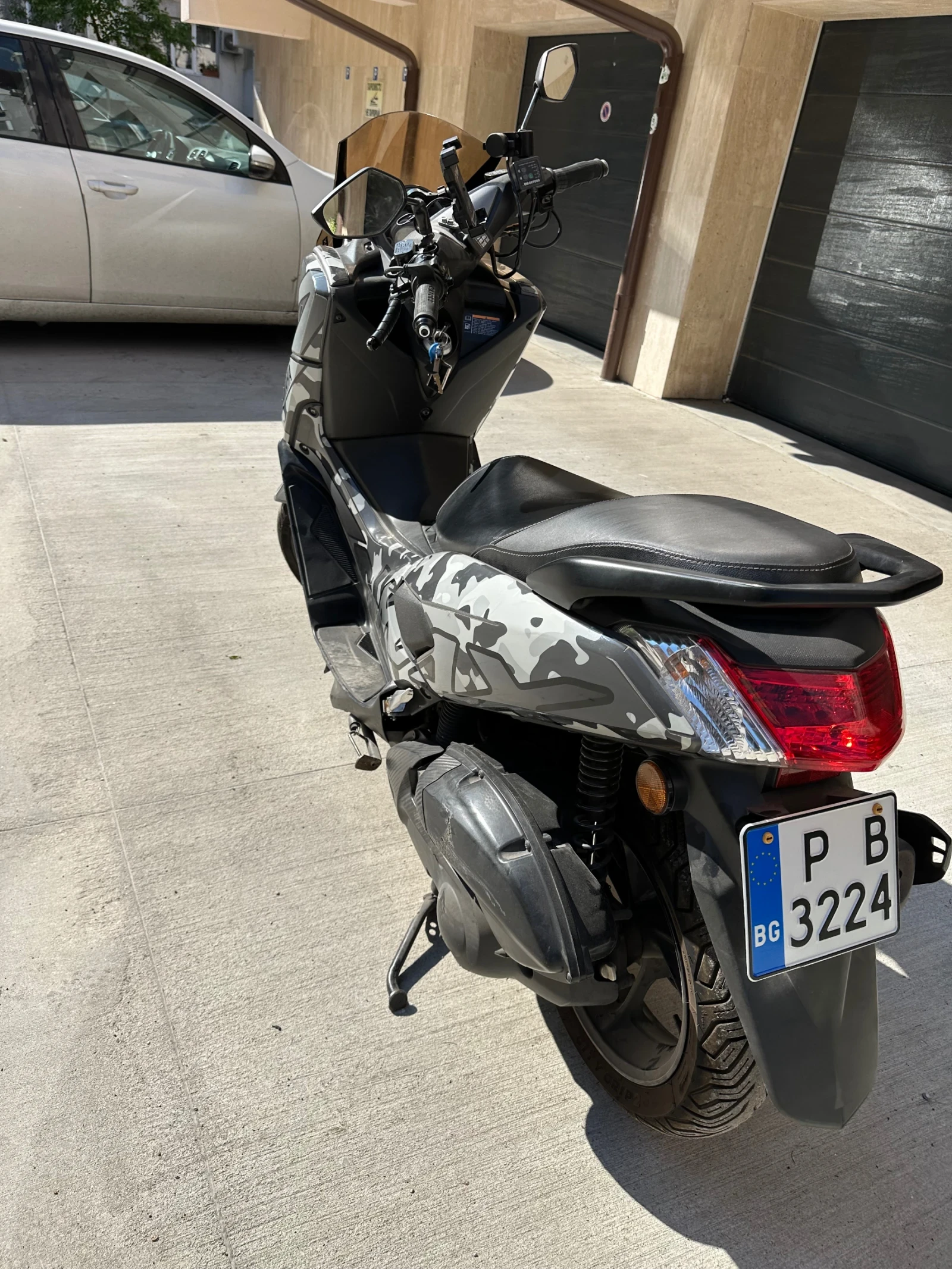 Yamaha NMAX, снимка 4 - Мотоциклети и мототехника - 54390463
