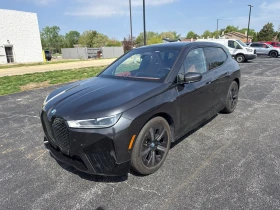 BMW iX 50 CARFAX, снимка 1