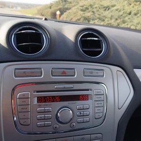 Ford Mondeo 1.8 TDCI, снимка 17