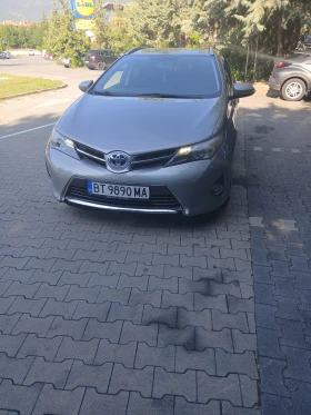 Toyota Auris, снимка 1