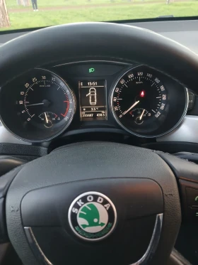 Skoda Superb, снимка 6
