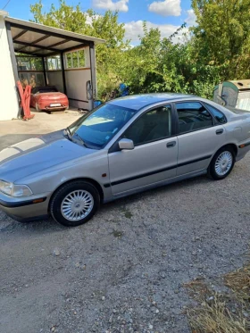    Volvo S40