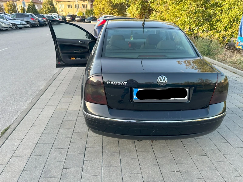 VW Passat, снимка 2 - Автомобили и джипове - 47531933