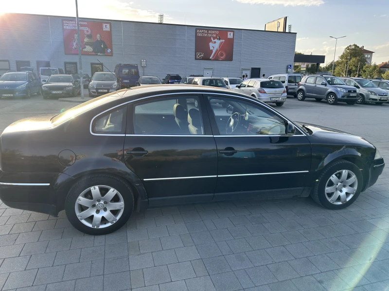 VW Passat, снимка 5 - Автомобили и джипове - 47531933