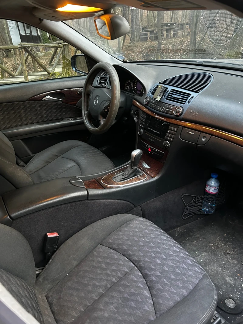 Mercedes-Benz E 320 320, снимка 3 - Автомобили и джипове - 49133760