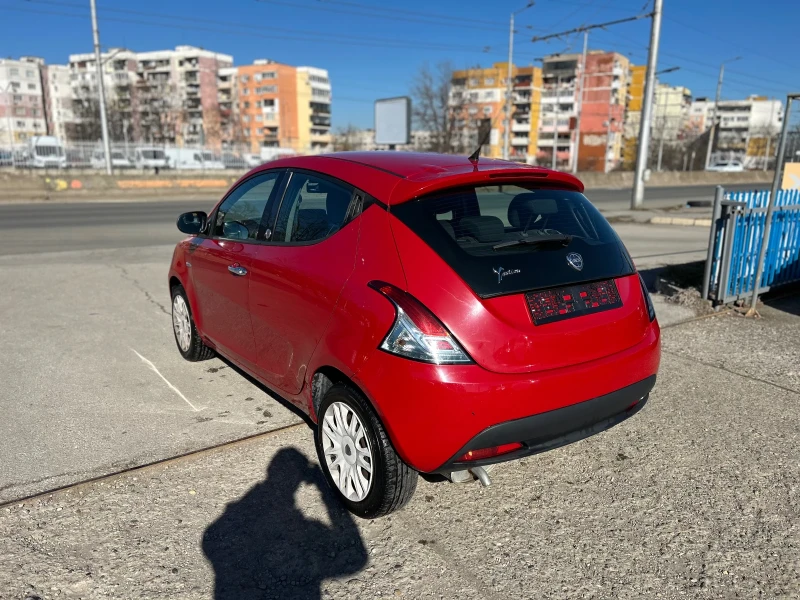 Lancia Ypsilon Газ/Бензин, снимка 5 - Автомобили и джипове - 49386723