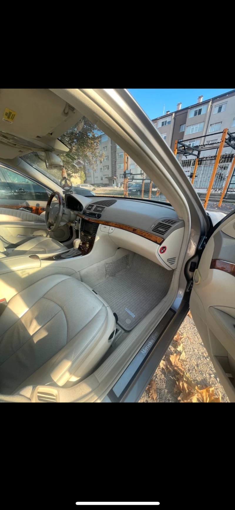 Mercedes-Benz E 320, снимка 9 - Автомобили и джипове - 51870745