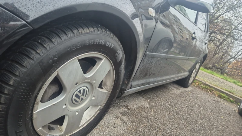 VW Golf 1.9 90 , снимка 8 - Автомобили и джипове - 52512620