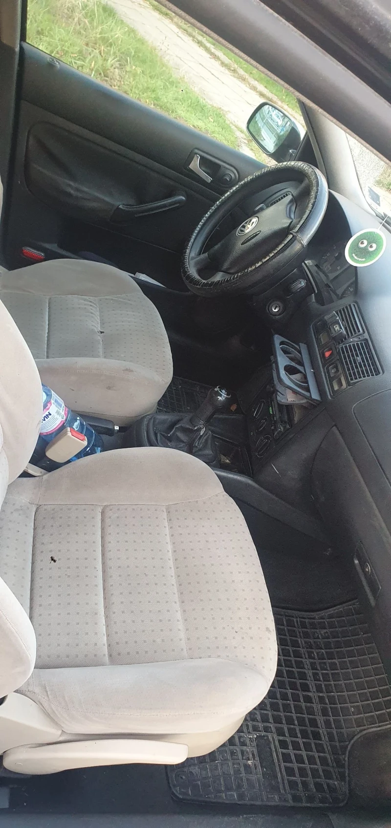 VW Golf 1.9 90 , снимка 6 - Автомобили и джипове - 52512620