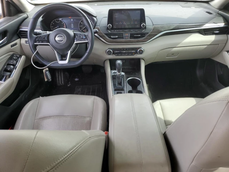 Nissan Altima PLATINUM, снимка 8 - Автомобили и джипове - 52493907