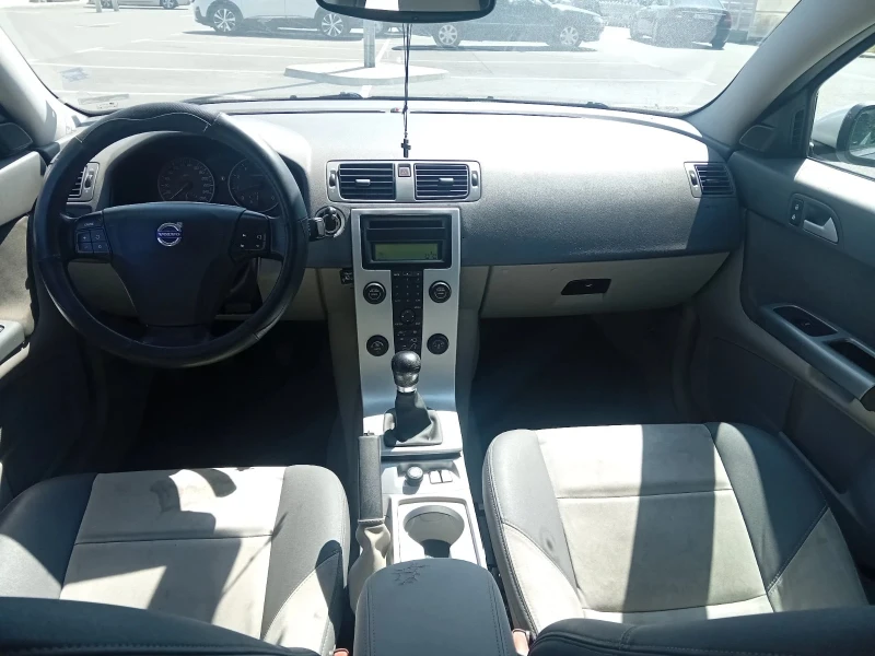 Volvo S40, снимка 4 - Автомобили и джипове - 52772465