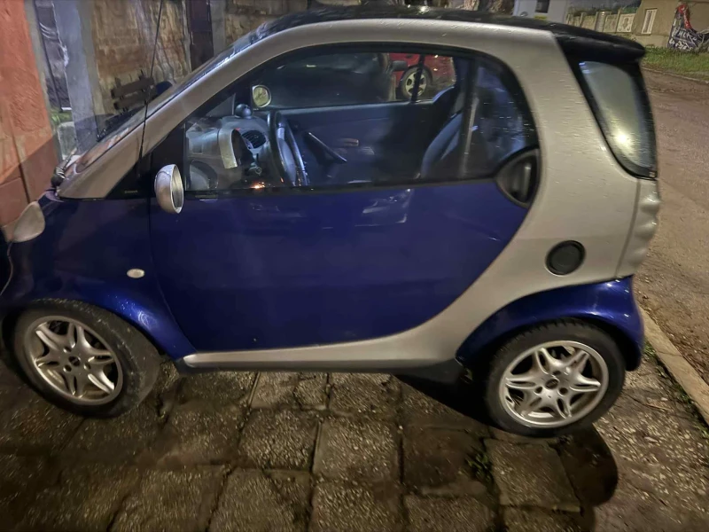 Smart Fortwo, снимка 4 - Автомобили и джипове - 53029043