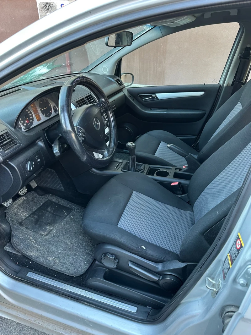 Mercedes-Benz A 200 2.0, снимка 8 - Автомобили и джипове - 53177251