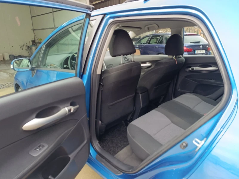 Toyota Auris 1.6 VVTI FaceLift Evro 5, снимка 8 - Автомобили и джипове - 53315156