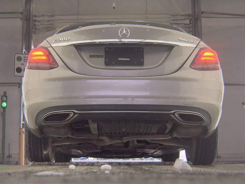 Mercedes-Benz C 300 4MATIC, снимка 7 - Автомобили и джипове - 53500076
