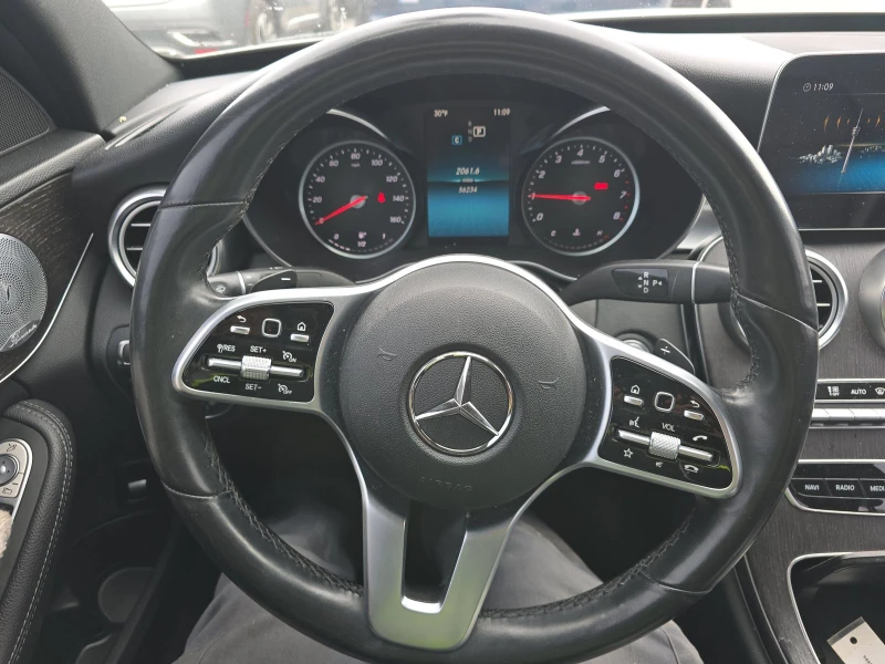 Mercedes-Benz C 300 4MATIC, снимка 13 - Автомобили и джипове - 53500076